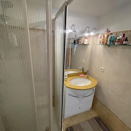 Appartement Cosy Au Val Du Carei A Menton
